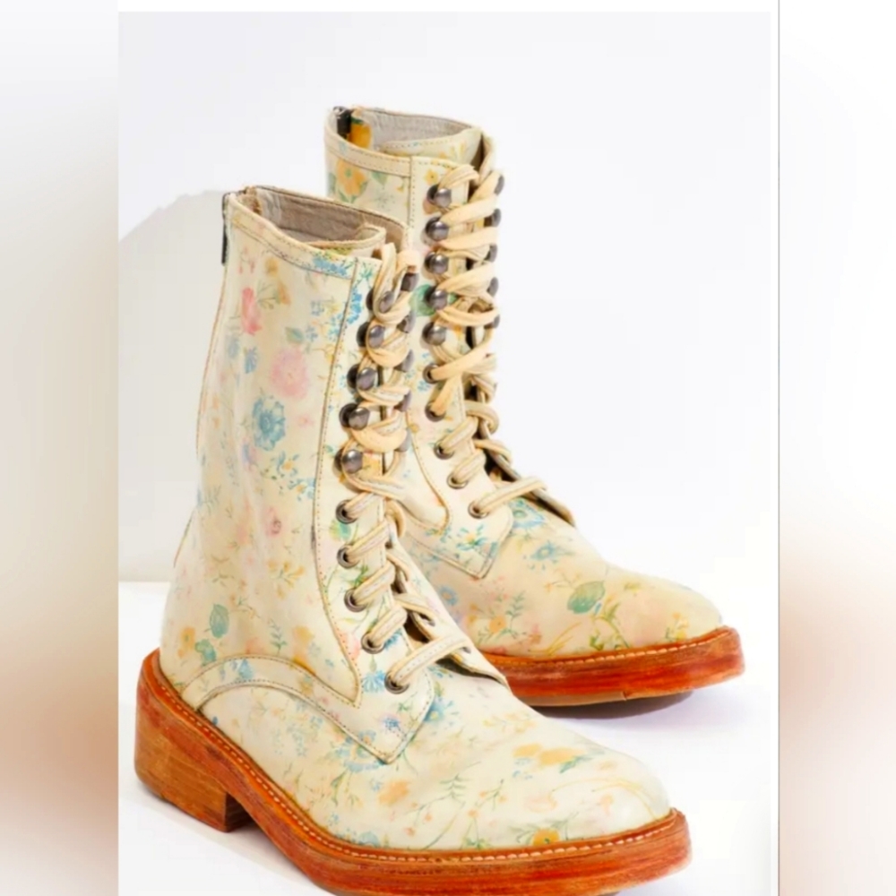 Santa Fe pink flower boots women